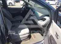 2015 Toyota SIENNA фото