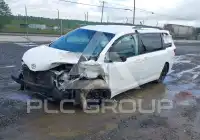 2015 Toyota SIENNA фото