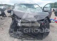 2015 Toyota SIENNA photo