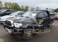 2015 Toyota TACOMA photo