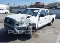2015 Toyota TACOMA photo