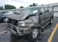 2015 Toyota TACOMA photo
