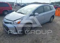 2015 Toyota PRIUS фото