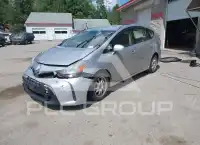 2015 Toyota PRIUS фото