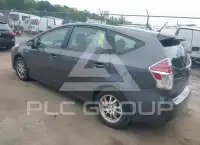 2015 Toyota PRIUS фото