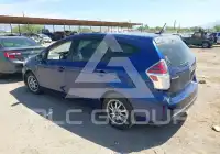 2015 Toyota PRIUS фото