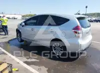 2015 Toyota PRIUS photo