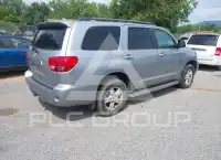 2015 Toyota SEQUOIA фото