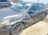 2015 Toyota CAMRY фото
