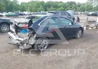 2015 Toyota CAMRY фото