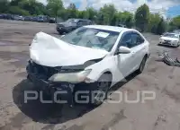 2015 Toyota CAMRY фото