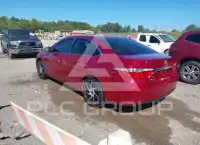 2015 Toyota CAMRY фото