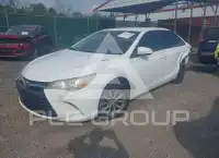 2015 Toyota CAMRY фото