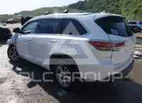 2015 Toyota Highlander фото