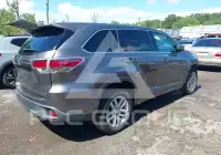 2015 Toyota Highlander фото