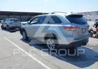 2015 Toyota Highlander photo