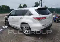 2015 Toyota Highlander photo