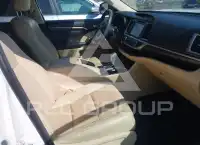 2015 Toyota Highlander фото