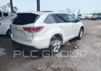 2015 Toyota Highlander фото