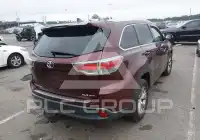 2015 Toyota Highlander photo