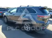 2015 Toyota Highlander фото