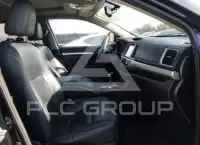 2015 Toyota Highlander photo