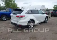 2015 Toyota Highlander photo