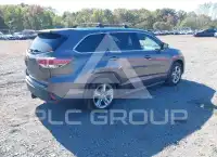 2015 Toyota Highlander photo