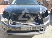 2015 Toyota Highlander фото