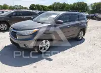 2015 Toyota Highlander photo