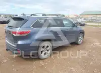 2015 Toyota Highlander фото