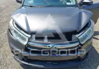 2015 Toyota Highlander фото