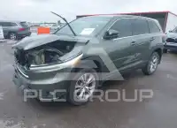 2015 Toyota Highlander фото