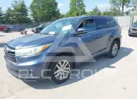 2015 Toyota Highlander фото