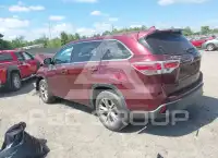 2015 Toyota Highlander фото