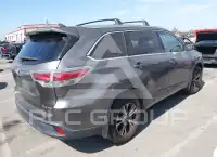 2015 Toyota Highlander фото
