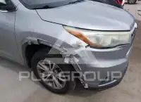 2015 Toyota Highlander photo