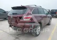 2015 Toyota Highlander photo