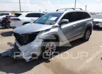 2015 Toyota Highlander photo