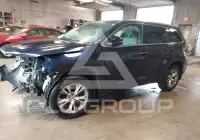 2015 Toyota Highlander фото