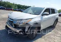 2015 Toyota Highlander фото