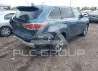2015 Toyota Highlander фото