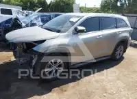 2015 Toyota Highlander фото