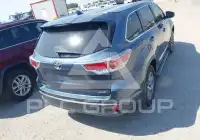 2015 Toyota Highlander фото