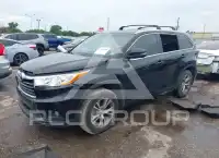 2015 Toyota Highlander фото