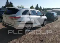 2015 Toyota Highlander фото