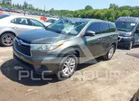 2015 Toyota Highlander фото