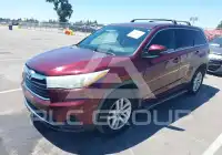 2015 Toyota Highlander фото