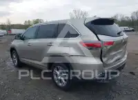 2015 Toyota Highlander фото