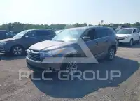2015 Toyota Highlander фото